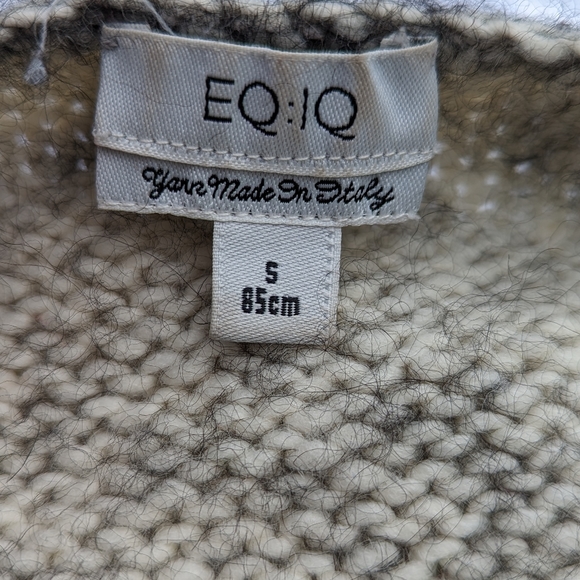 Cozy Wool blend Sweater - Picture 5 of 5